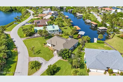380 Lakeview Drive, Melbourne Beach, FL 32951 - Photo 43