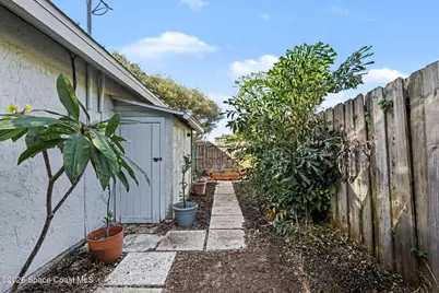 505 Jefferson Avenue W, Cape Canaveral, FL 32920 - Photo 25