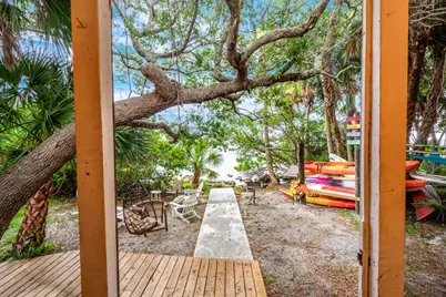 1365 Pineapple Avenue, Melbourne, FL 32935 - Photo 15