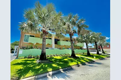 801 S Brevard Avenue #C, Cocoa Beach, FL 32931 - Photo 1