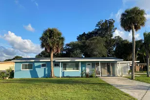 151 W Gadsden Ln, Cocoa Beach, FL 32931 - Photo 1