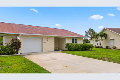 118 Christine Circle E, Satellite Beach, FL 32937 - Photo 1