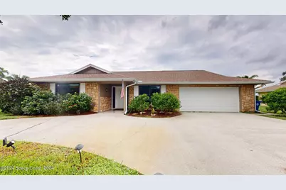 585 W Forest Trail, Vero Beach, FL 32962 - Photo 1