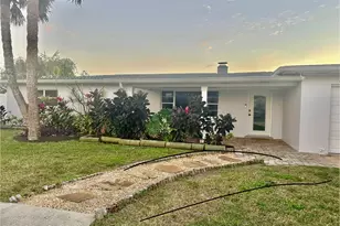 1707 Harbor Dr, Merritt Island, FL 32952 - Photo 1