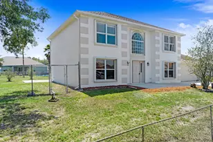556 Haleybury St SW, Palm Bay, FL 32908 - Photo 1