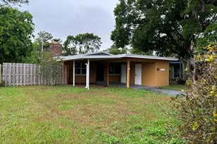 621 S Georgia Ave, Cocoa, FL 32922 - Photo 1