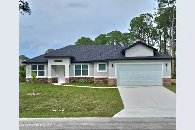 561 Harrisburg Street SW, Palm Bay, FL 32908 - Photo 1