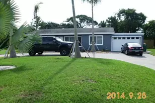 2415 S Fairway Dr, Melbourne, FL 32901 - Photo 1