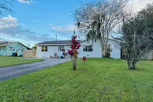 279 Fernandina St NW, Palm Bay, FL 32907 - Photo 1