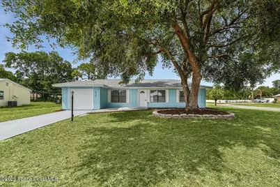 670 23rd Place SW, Vero Beach, FL 32962 - Photo 1