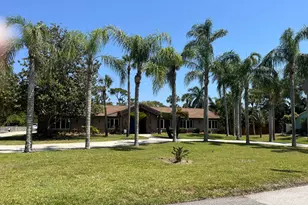 580 Hidden Creek Dr, Merritt Island, FL 32952 - Photo 1