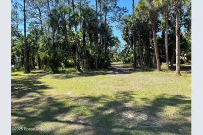 891 Hartsdale Avenue SW, Palm Bay, FL 32908 - Photo 1