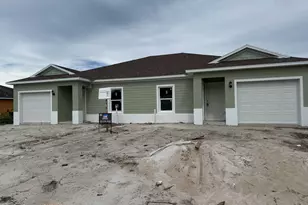 125 Admiral Cir, Sebastian, FL 32958 - Photo 1