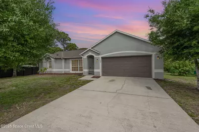 1094 Locust Avenue NW, Palm Bay, FL 32907 - Photo 1