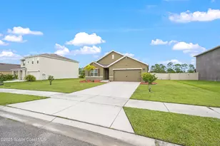 361 Guinevere Dr SW, Palm Bay, FL 32908 - Photo 1