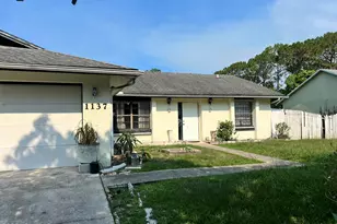 1137 Hill Ave NW, Palm Bay, FL 32907 - Photo 1