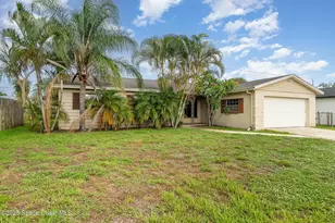 978 Nagle Dr, Rockledge, FL 32955 - Photo 1