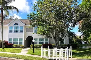 1975 Westminster Cir, Vero Beach, FL 32966 - Photo 1