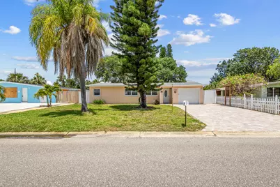 236 E Grant Avenue, Cocoa Beach, FL 32931 - Photo 1