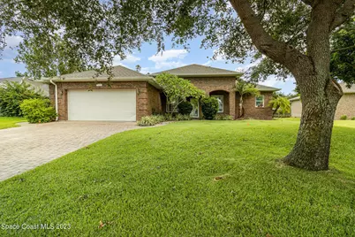 113 Palm Circle, Melbourne, FL 32940 - Photo 1