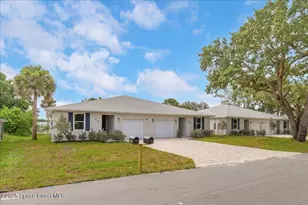 176 Sunset Dr, Melbourne, FL 32904 - Photo 1