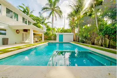 156 24th Street, Cocoa Beach, FL 32931 - Photo 1