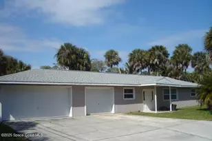 215 Pelican Dr, Melbourne Beach, FL 32951 - Photo 1