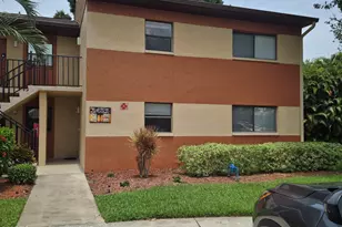 2425 Golf Lake Cir, Melbourne, FL 32935 - Photo 1