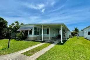 911 Oriole Cir, Barefoot Bay, FL 32976 - Photo 1