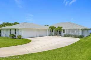 9860 Riverview Dr, Sebastian, FL 32976 - Photo 1