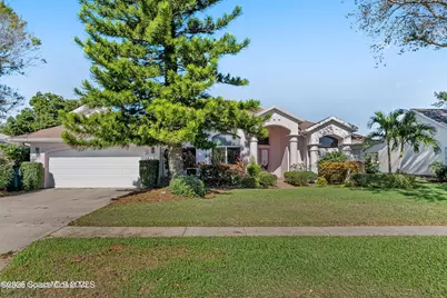 537 Lake Victoria Circle, Melbourne, FL 32940 - Photo 1