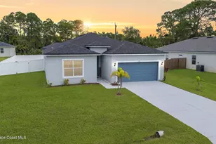 535 Giovanni Rd NW, Palm Bay, FL 32907 - Photo 1