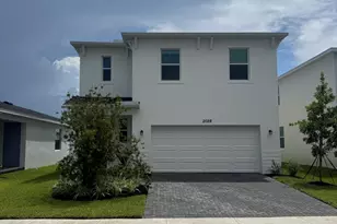 2028 Croft Inlt Dr NW, Palm Bay, FL 32907 - Photo 1