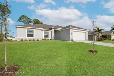 884 Reading Street SE, Palm Bay, FL 32909 - Photo 1