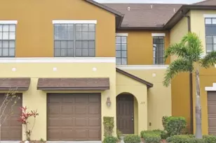 1385 Lara Cir, Rockledge, FL 32955 - Photo 1