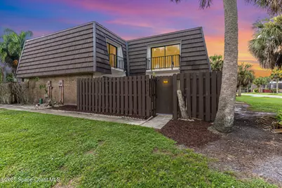 2018 Vista Oaks Circle NE, Palm Bay, FL 32905 - Photo 1