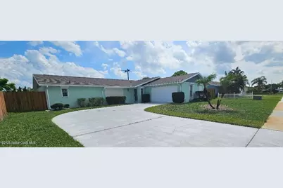 203 Via De La Reina, Merritt Island, FL 32953 - Photo 1