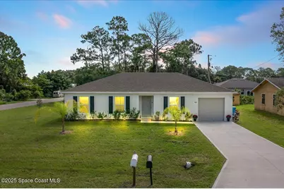 499 Grenadier Avenue NW, Palm Bay, FL 32907 - Photo 1