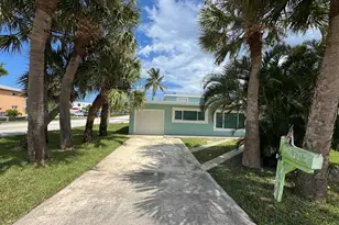 901 S Orlando Ave, Cocoa Beach, FL 32931 - Photo 1