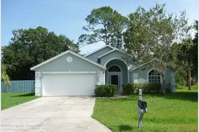 301 Alberca Street NW, Palm Bay, FL 32907 - Photo 1