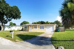 1335 Boxwood Dr, Melbourne, FL 32935 - Photo 1