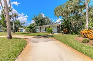 18 E Magnolia Ave, Port Orange, FL 32127 - Photo 1