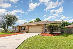 706 Isle Royale Ave NW, Palm Bay, FL 32907 - Photo 1