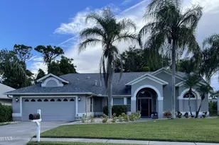 977 Somerset Ln, Melbourne, FL 32940 - Photo 1