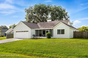 1285 Coventry Cir, Melbourne, FL 32904 - Photo 1