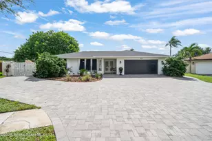 431 E Amherst Cir, Satellite Beach, FL 32937 - Photo 1