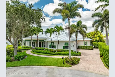 409 S Palm Island Circle, Indian River Shores, FL 32963 - Photo 1