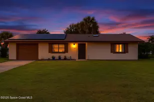 450 Borraclough Ave NW, Palm Bay, FL 32907 - Photo 1