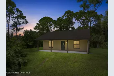 8146 96th Court, Vero Beach, FL 32967 - Photo 1