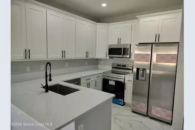 826 Middleton Drive SW, Vero Beach, FL 32962 - Photo 1